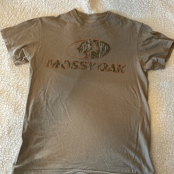 Field & Stream T-shirt Lot. Size Medium. - Picture 5 of 9